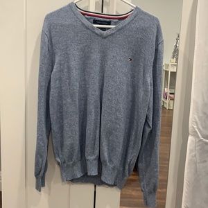 Men’s Blue Tommy Hilfiger sweater, size large